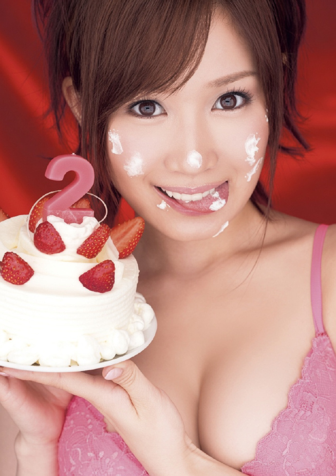 【动态】小岛みなみ出道15周年纪念，草莓女孩继续甜蜜前行