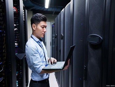 运维的基本概念：服务器和网络基础知识